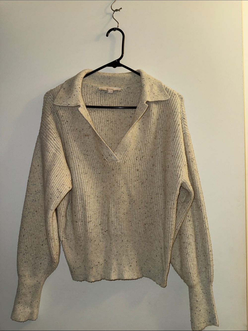 LOFT Cream Ribbed Collared V-Neck Sweater - Picture 2 of 4